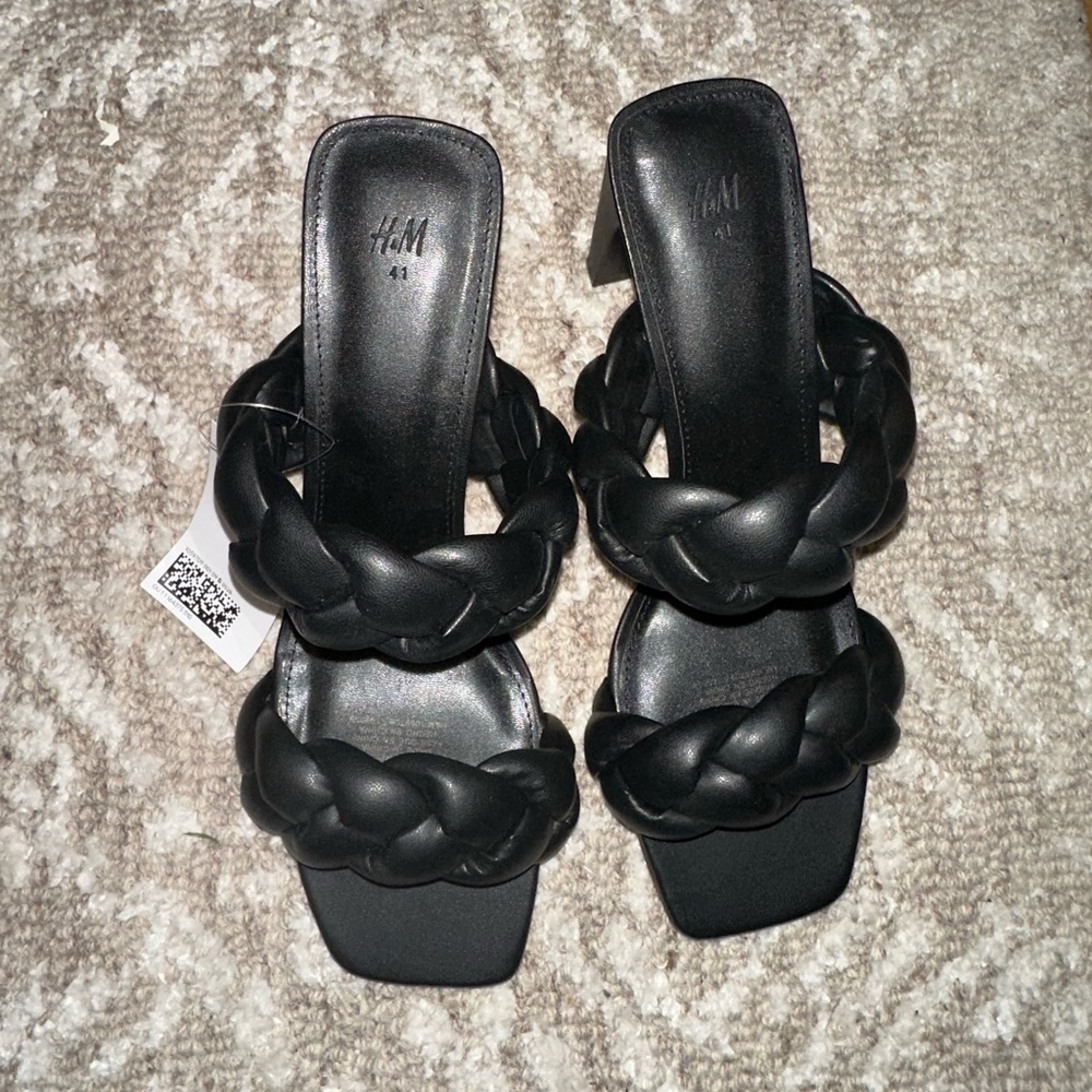 NWT H&M Black Braided Heeled Sandals